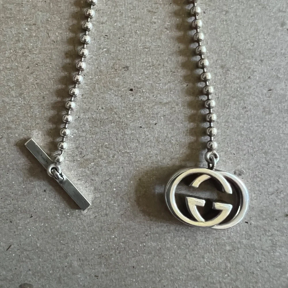 Gucci Necklace - Picture 2 of 3